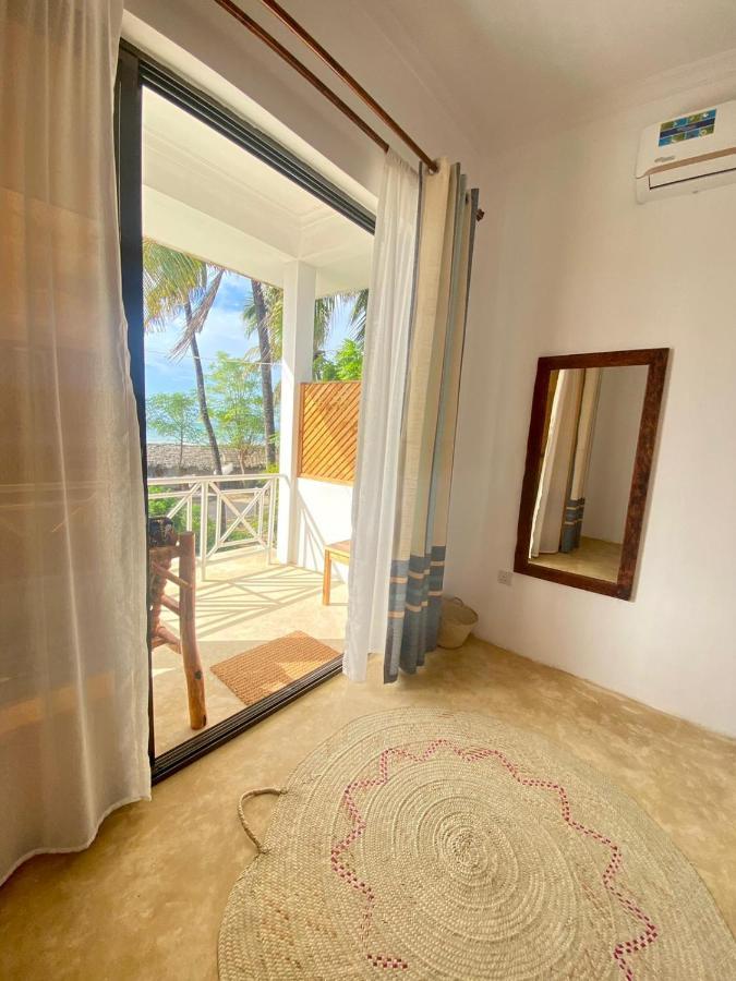 Chikachika Beach B&B Nungwi Extérieur photo