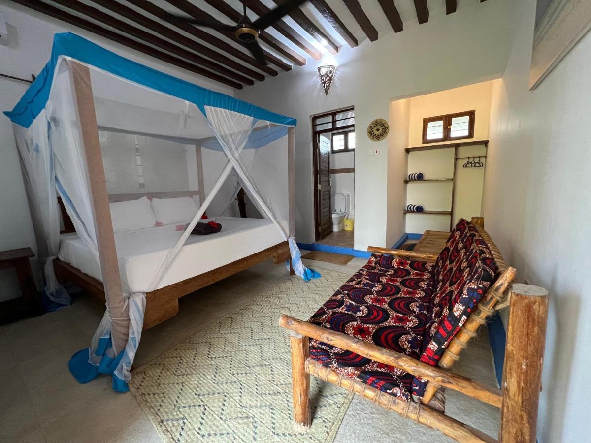 Chikachika Beach B&B Nungwi Extérieur photo