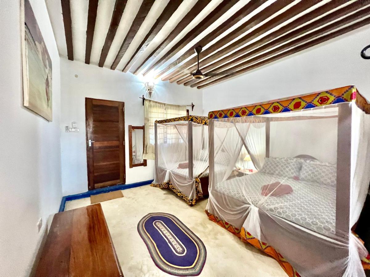 Chikachika Beach B&B Nungwi Extérieur photo
