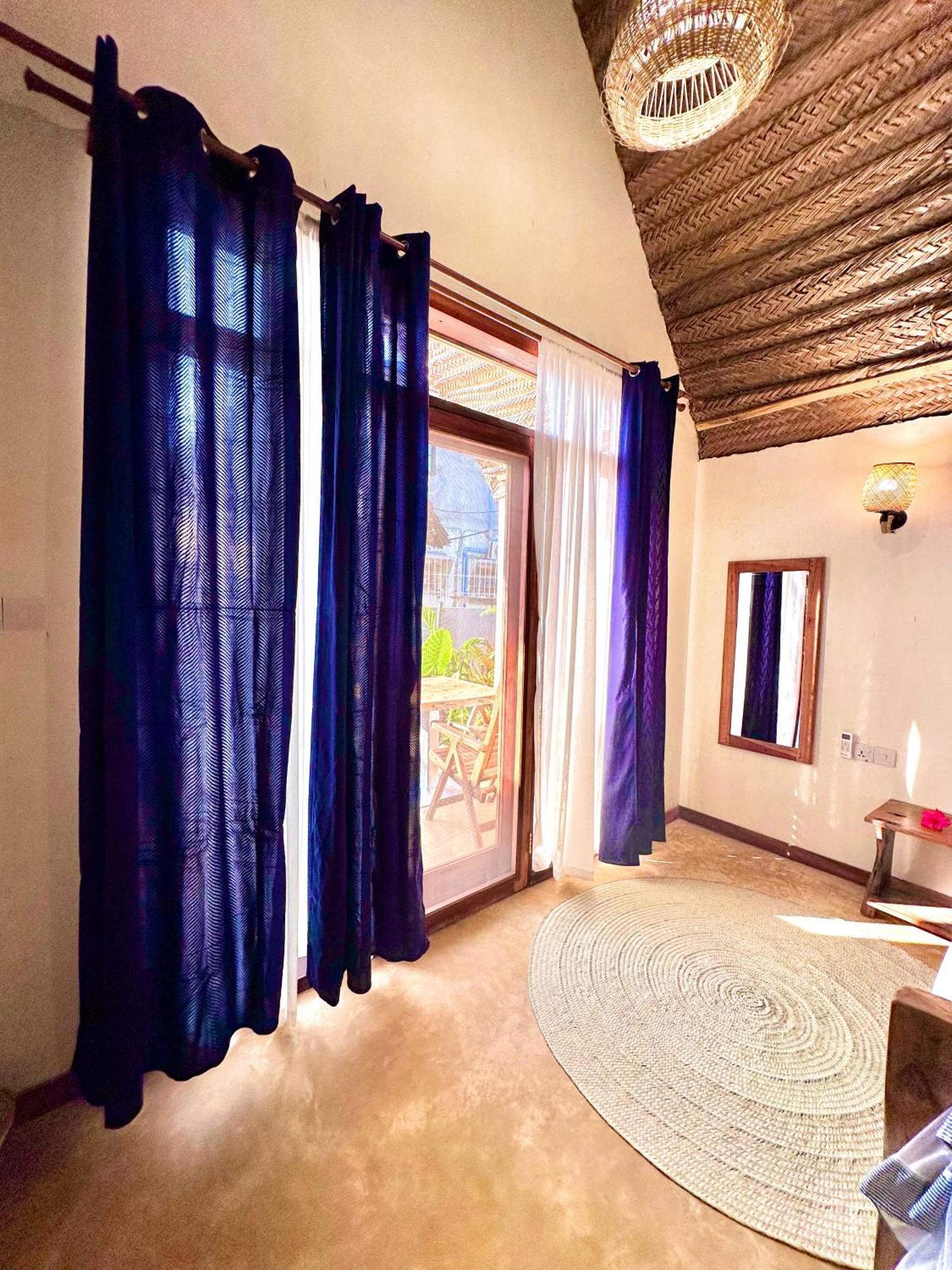 Chikachika Beach B&B Nungwi Extérieur photo